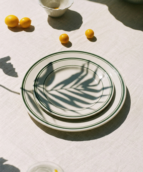 VAJILLA, VASOS Y CUBIERTOS