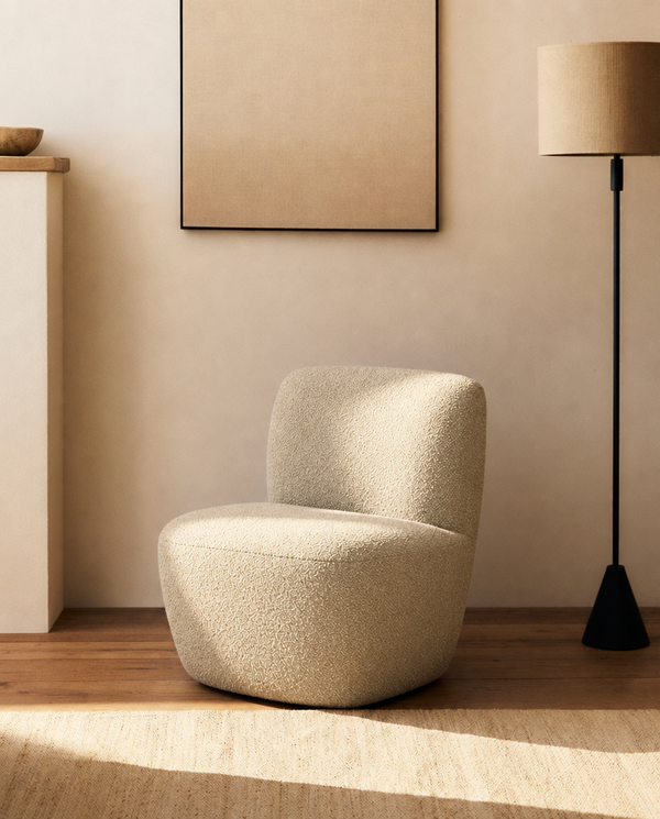 VICTORIA ARMCHAIR