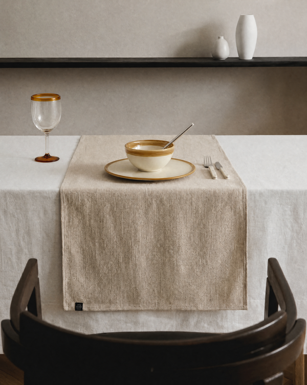 CORTE TABLE RUNNER