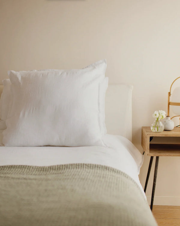 BEATRICE LINEN PILLOWCASE