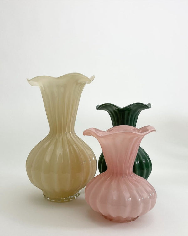 COLLERETTE VASE