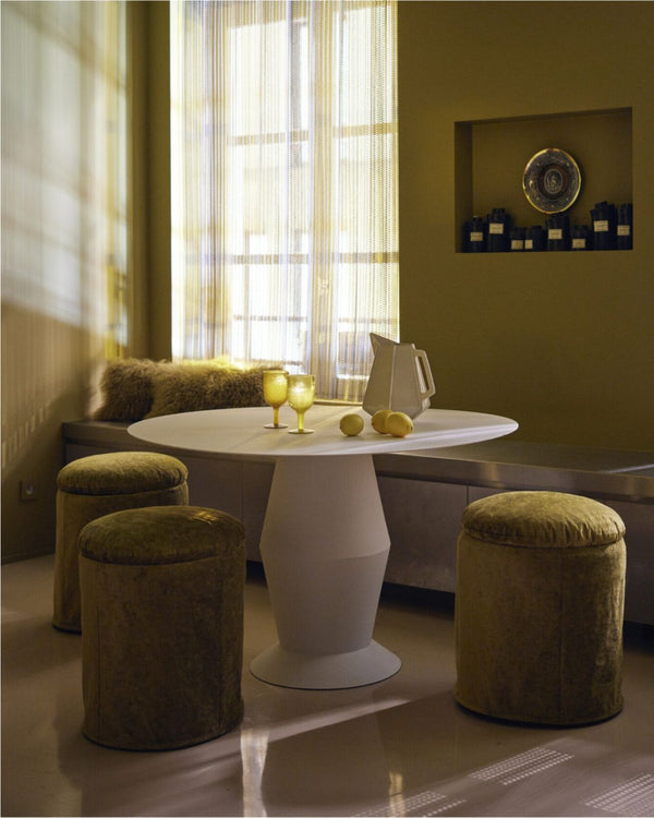 UPSIDE TABLE